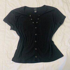 Justify Black Short Sleeve Tee